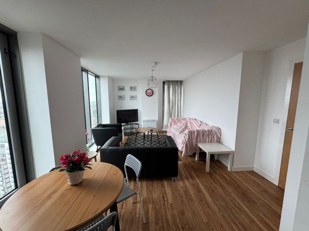 Michigan Point Tower A,  Michigan Avenue