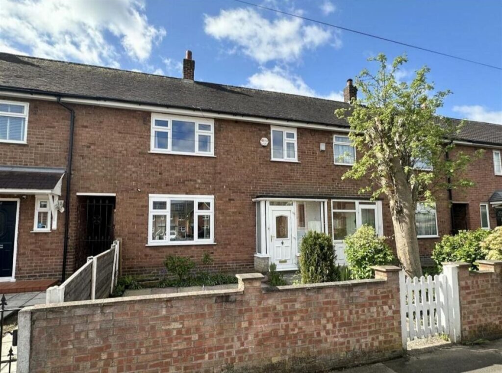 Ossington Walk, Manchester